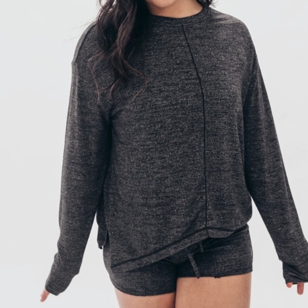 P’tula Long Sleeve Sweater in Slate - Size small